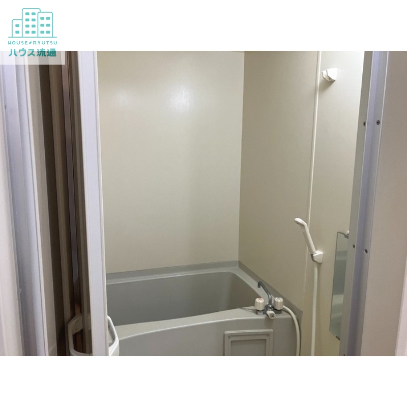 バス・シャワールーム　※追い炊き付き浴槽に変更予定！