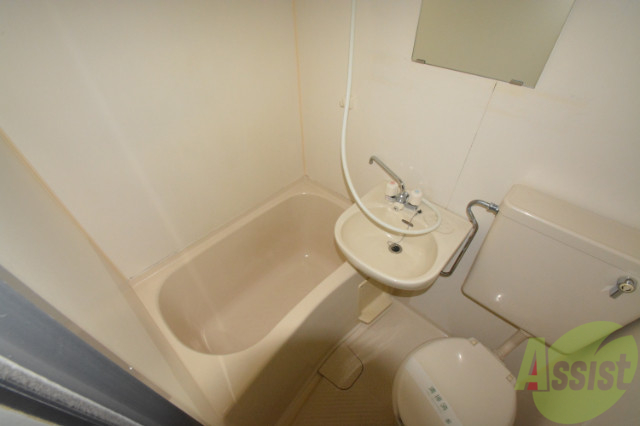 バス・シャワールーム