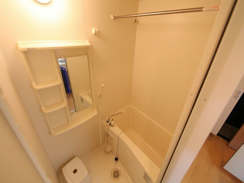 バス・シャワールーム　浴室暖房乾燥機付　24時間換気機能付バスルーム