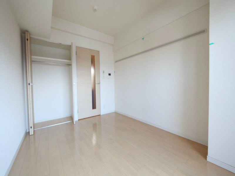 その他部屋・スペース　洋室6.5帖　クローゼット付（収納充実してます）