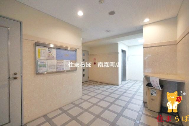 エントランス　「暮らしの設計図は、ここから始まります。」