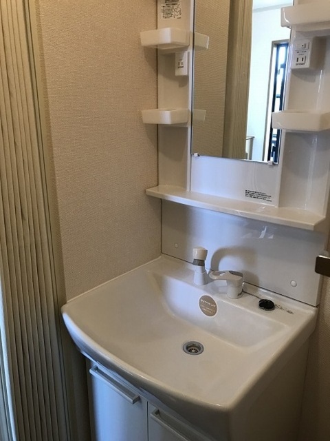 洗面設備　洗髪洗面化粧台