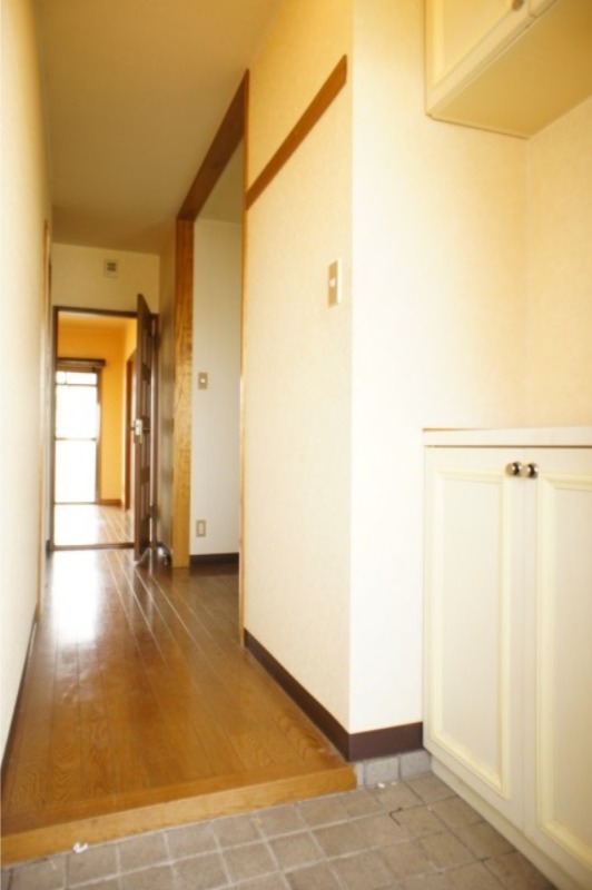 玄関　図面と現状に相違がある場合には現状を優先