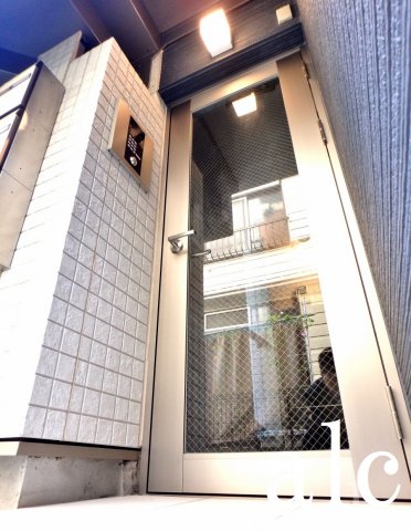 建物外観　オートロックエントランス　あおばトラスト中落合