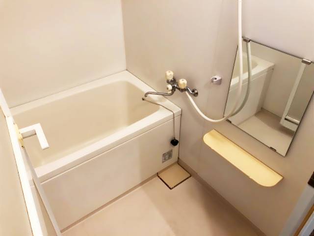 バス・シャワールーム　別部屋の写真です