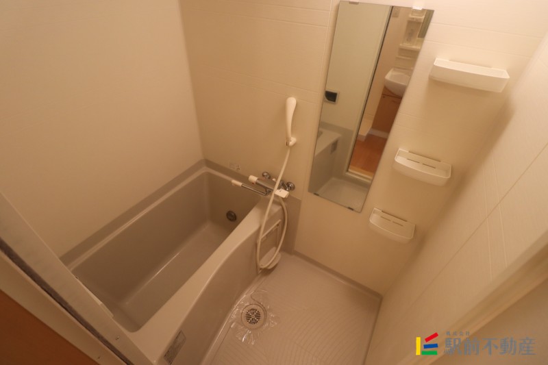 バス・シャワールーム　浴室の写真です。