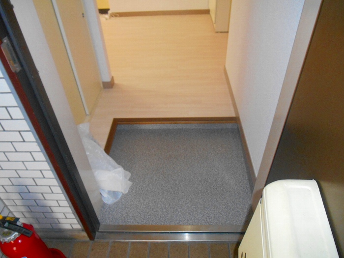 玄関　他部屋参考写真