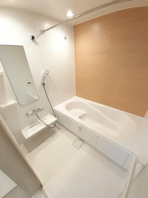 バス・シャワールーム　バスルーム