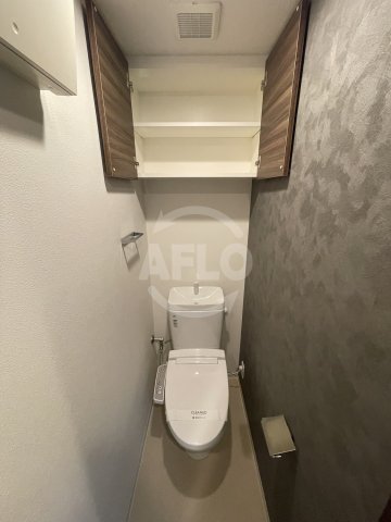 トイレ　コンフォリア京町堀　トイレ
