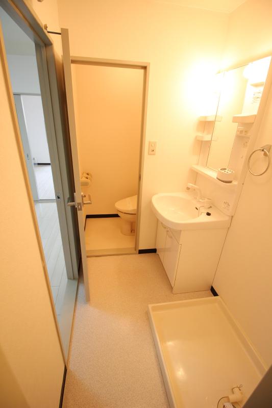 洗面設備　1　洗面脱衣所