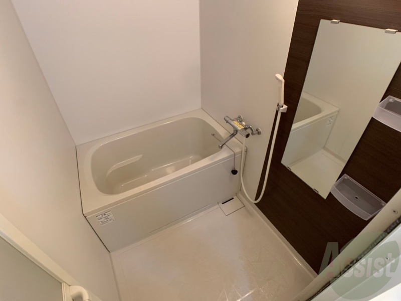 バス・シャワールーム　お風呂です。ゆっくりお風呂につかるのも体に良いですね～