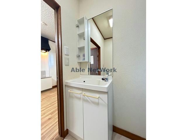 洗面設備　独立洗面台