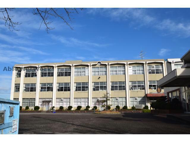 小学校　江南市立布袋小学校（小学校）まで930m