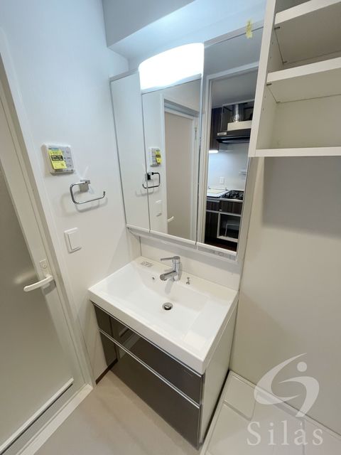 洗面設備　同仕様