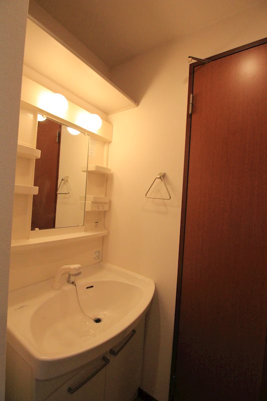 洗面設備　別号室参考写真です。