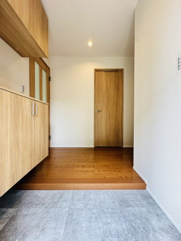 玄関　シューズボックス付の玄関