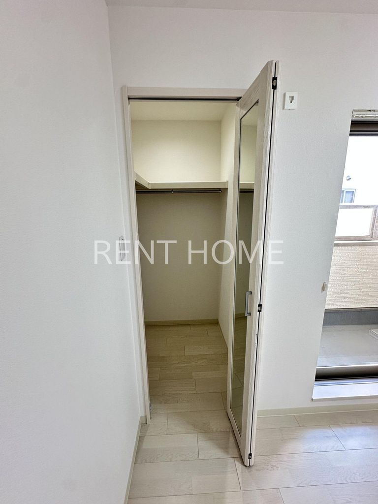 収納　ウォークインクローゼット