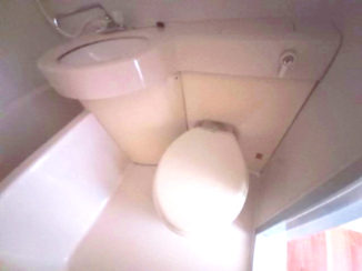 トイレ　落ち着いたトイレです