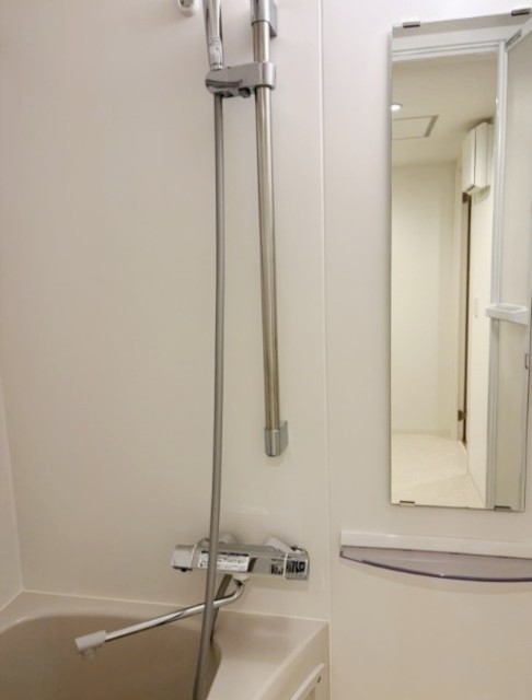 バス・シャワールーム　同仕様参考写真