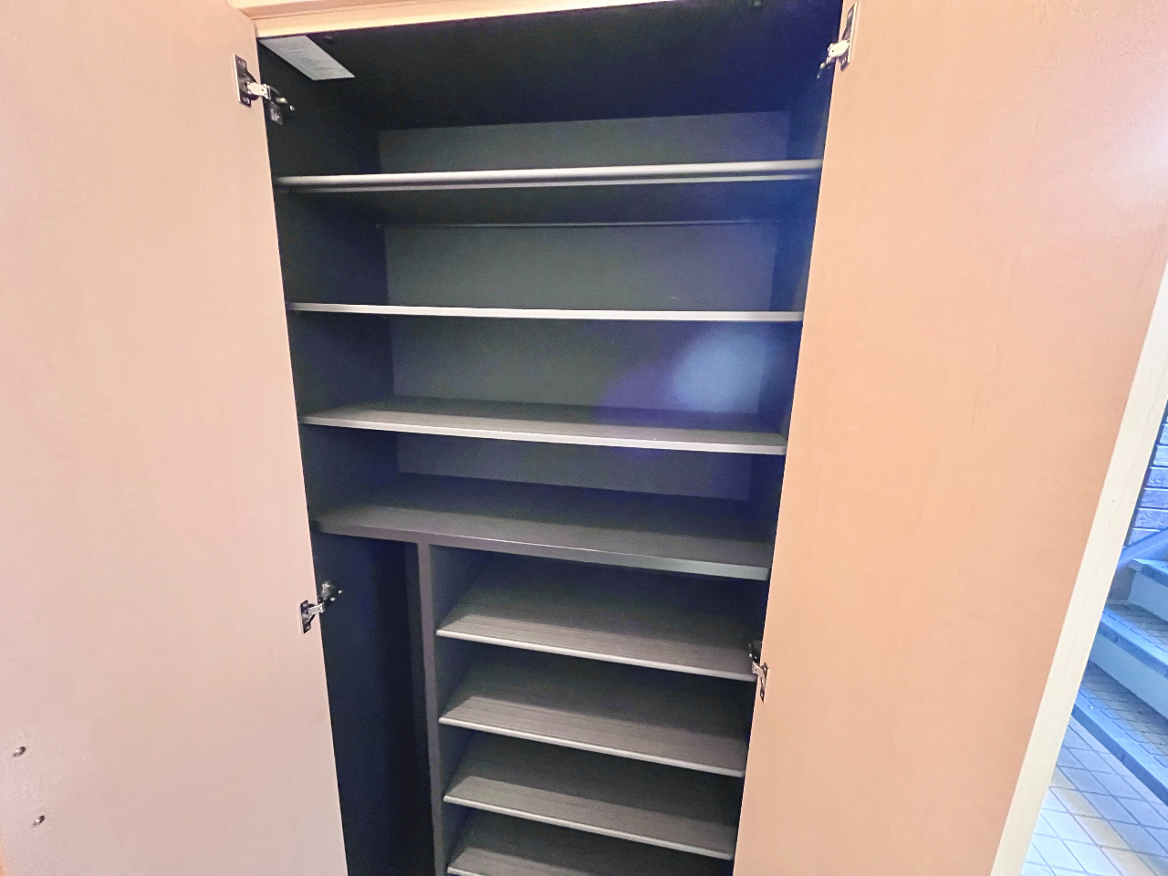 玄関　玄関部分・シューズボックス付きです♪