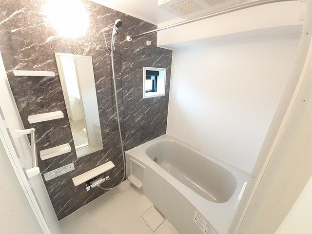 バス・シャワールーム　日々の暮らしに欠かせないお風呂です