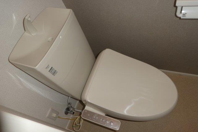 トイレ　シャワー付きトイレ