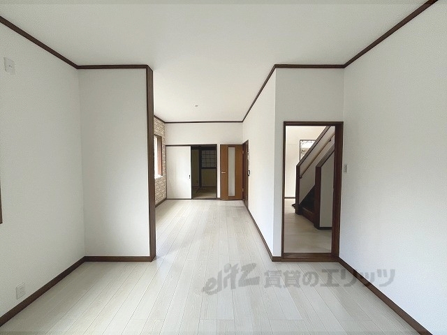 居室・リビング　リビング