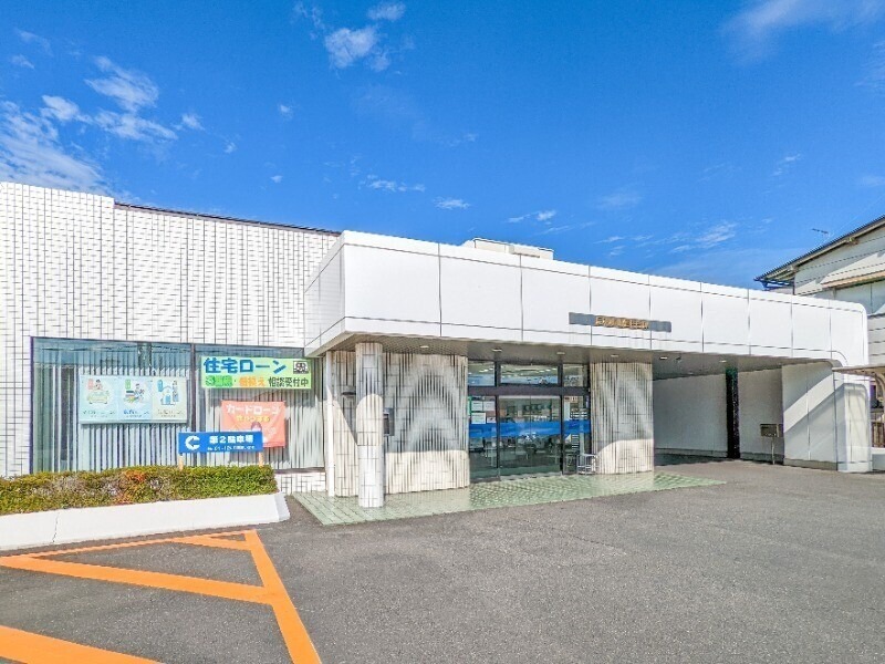 銀行　足利小山信用金庫福居支店（銀行）まで383m