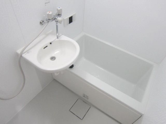 バス・シャワールーム　★きれいなお風呂場です★