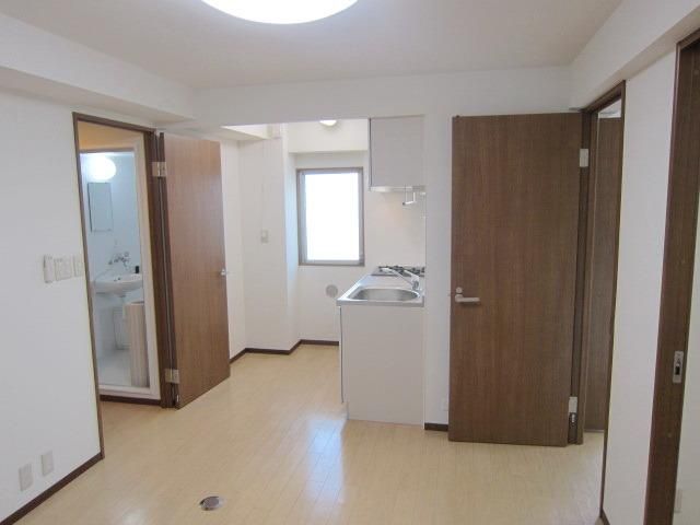 居室・リビング　★明るい洋室です★