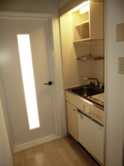 キッチン　サニーハイム　室内