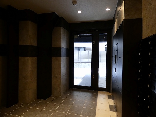 エントランス　エントランス