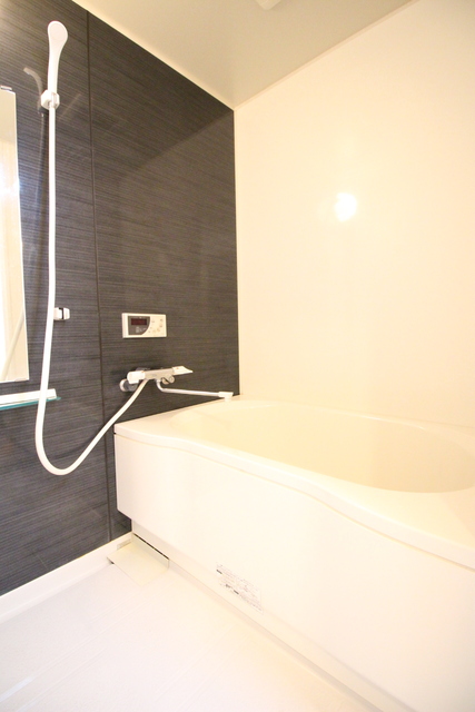 バス・シャワールーム　バスルーム