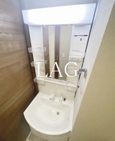 洗面設備　独立洗面台です。