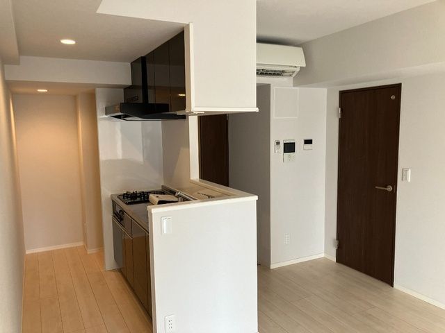 居室・リビング　☆明るい居間☆