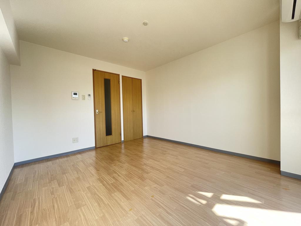 居室・リビング　掲載画像は別タイプ居室