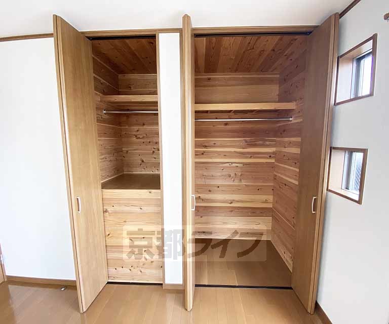 収納　他にも収納スペース有り