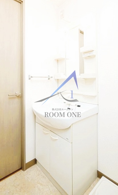 洗面設備　洗面台です。