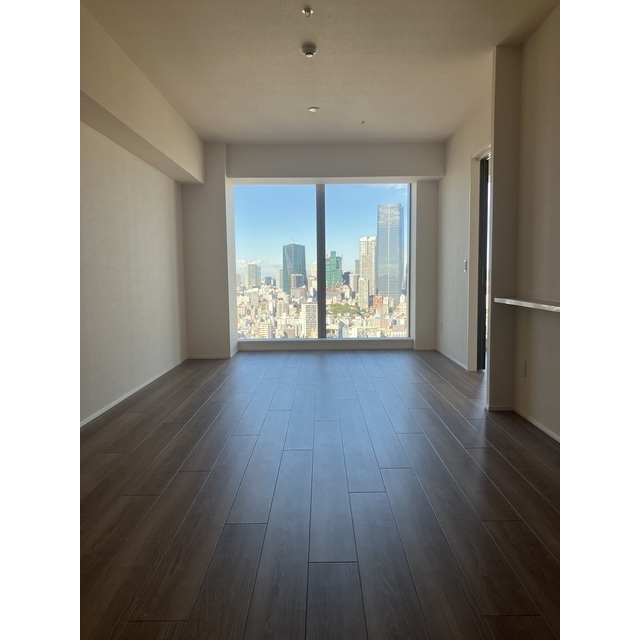 居室・リビング　居間