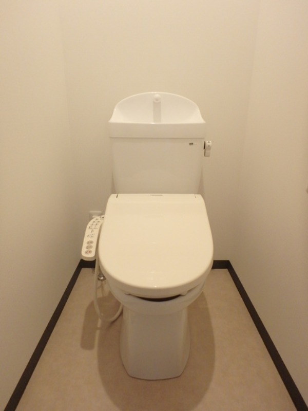 トイレ　図面と現状に相違がある場合には現状を優先