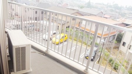 バルコニー　日当り良好バルコニー