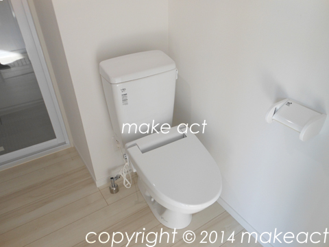 トイレ　■室内参考写真