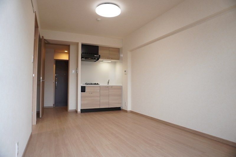 居室・リビング　☆明るい洋室☆