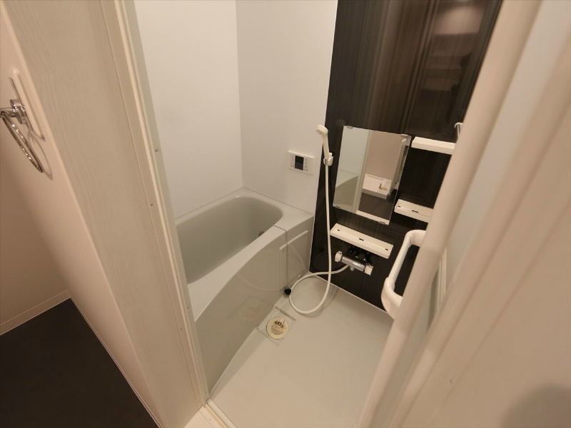 バス・シャワールーム　追い焚き機能付　オートバス機能付バスルーム