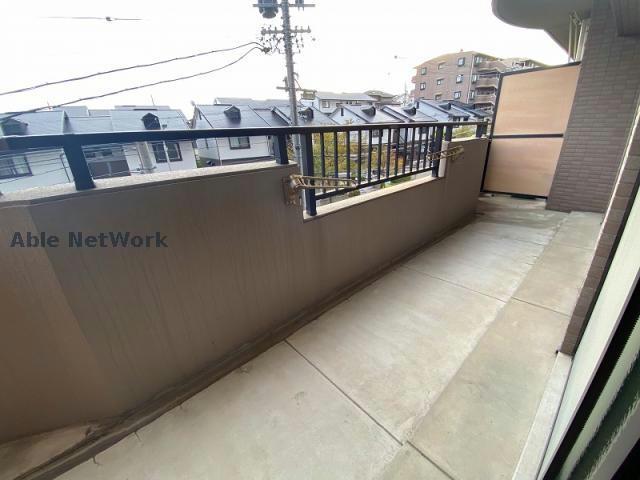 バルコニー　※同物件、別部屋の写真です