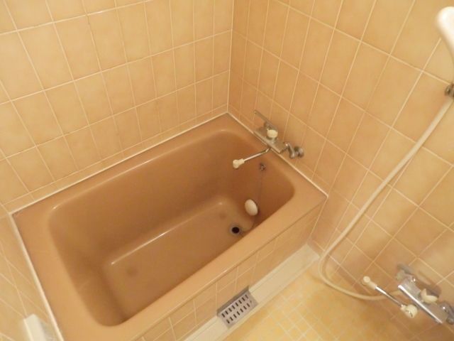 バス・シャワールーム　高温差湯式