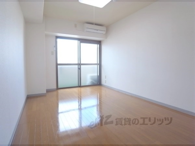 居室・リビング　洋室