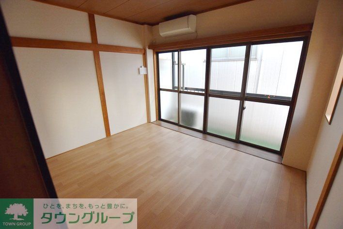 居室・リビング　フローリング