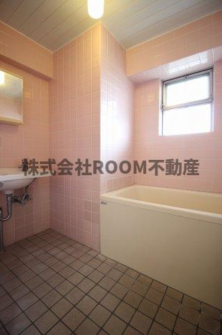 バス・シャワールーム　お風呂です