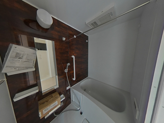 バス・シャワールーム　※別部屋の写真です